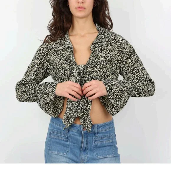 Sandro Paris Floral Ruffle Blouse Black & White Size 1/Small - Picture 2 of 9